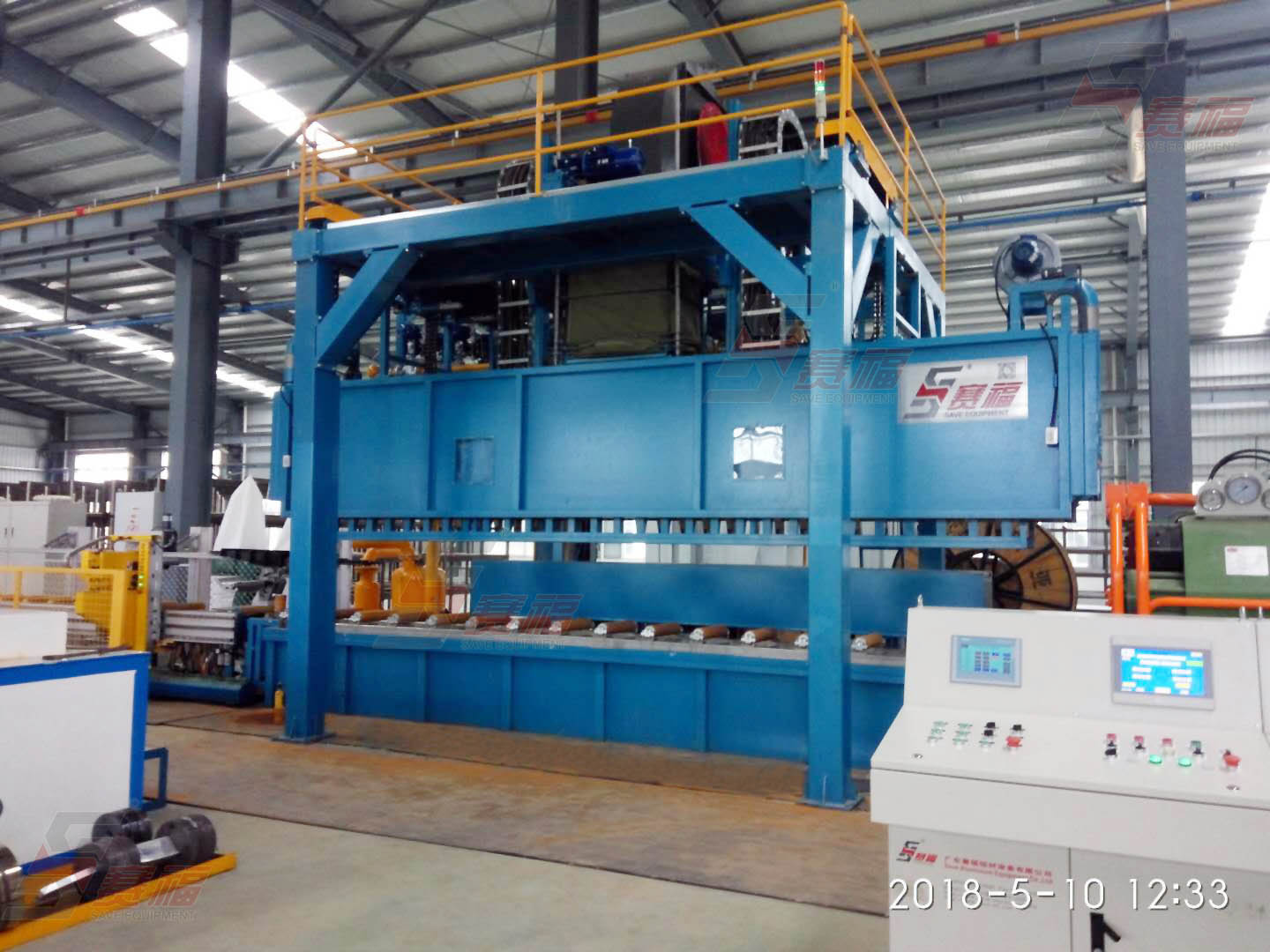 广东科优精密机械制造有限公司2000吨在线淬火设备投入生产。